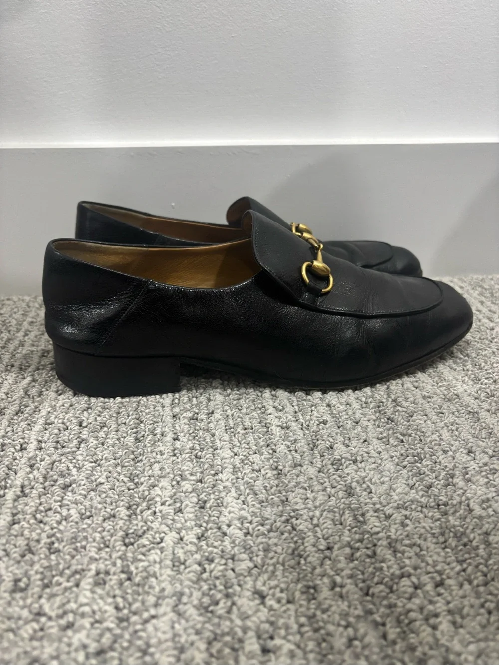 Gucci Black Leather Horsebit Slip-On Loafers